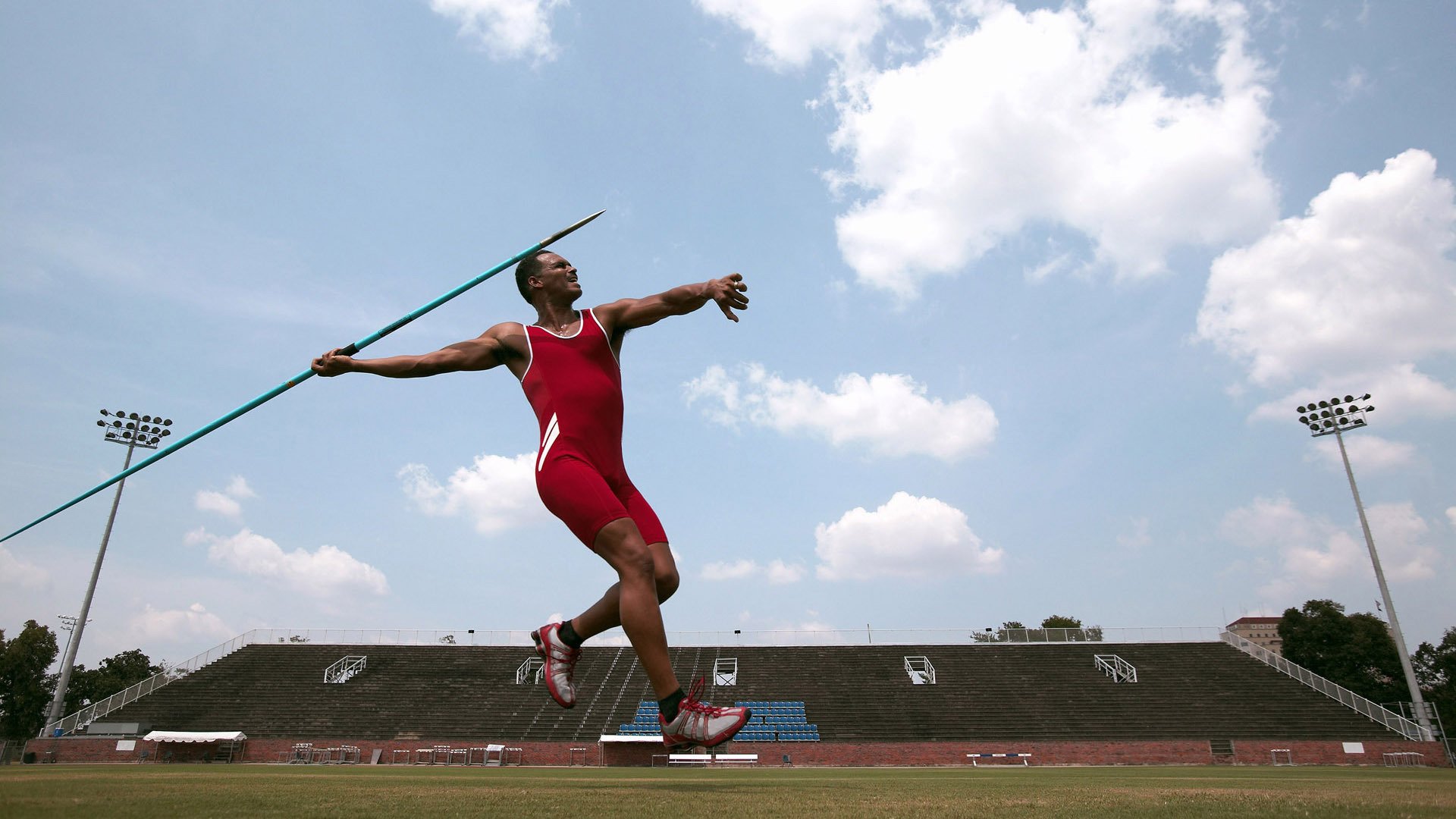 九游娱乐平台-“新加坡泳池角逐！2025世界游泳锦标赛来势汹汹”